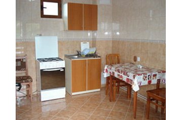 Rumānija Privát Horezu, Eksterjers